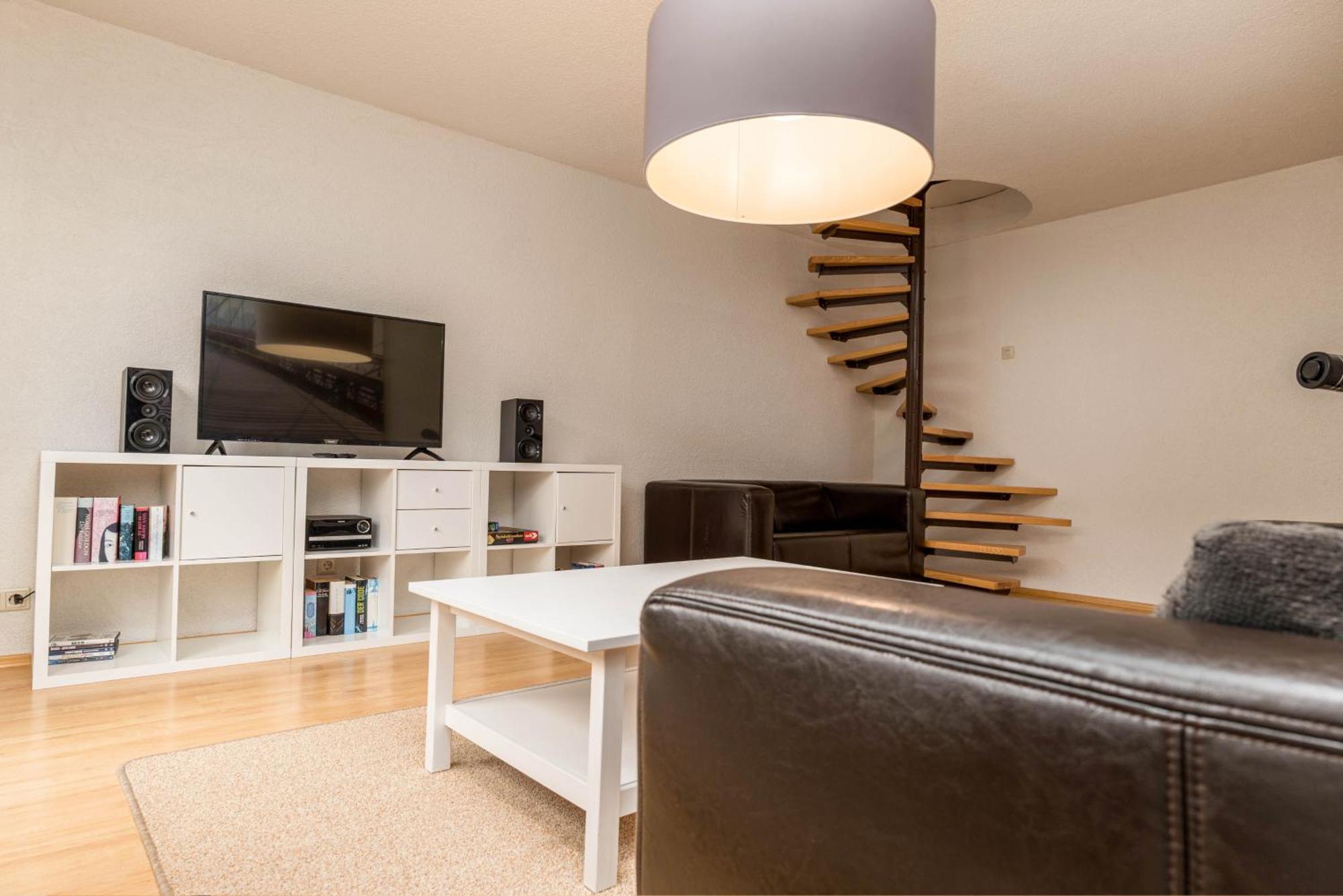 Riesling Appartement For 2 - 4 People - Billiards - Balcony With Mosel View - Parking - Wine Barrel Bar - Fully Equipped Kitchen - Netflix - Waiputv - 3 Km From Cochem 克洛滕 外观 照片