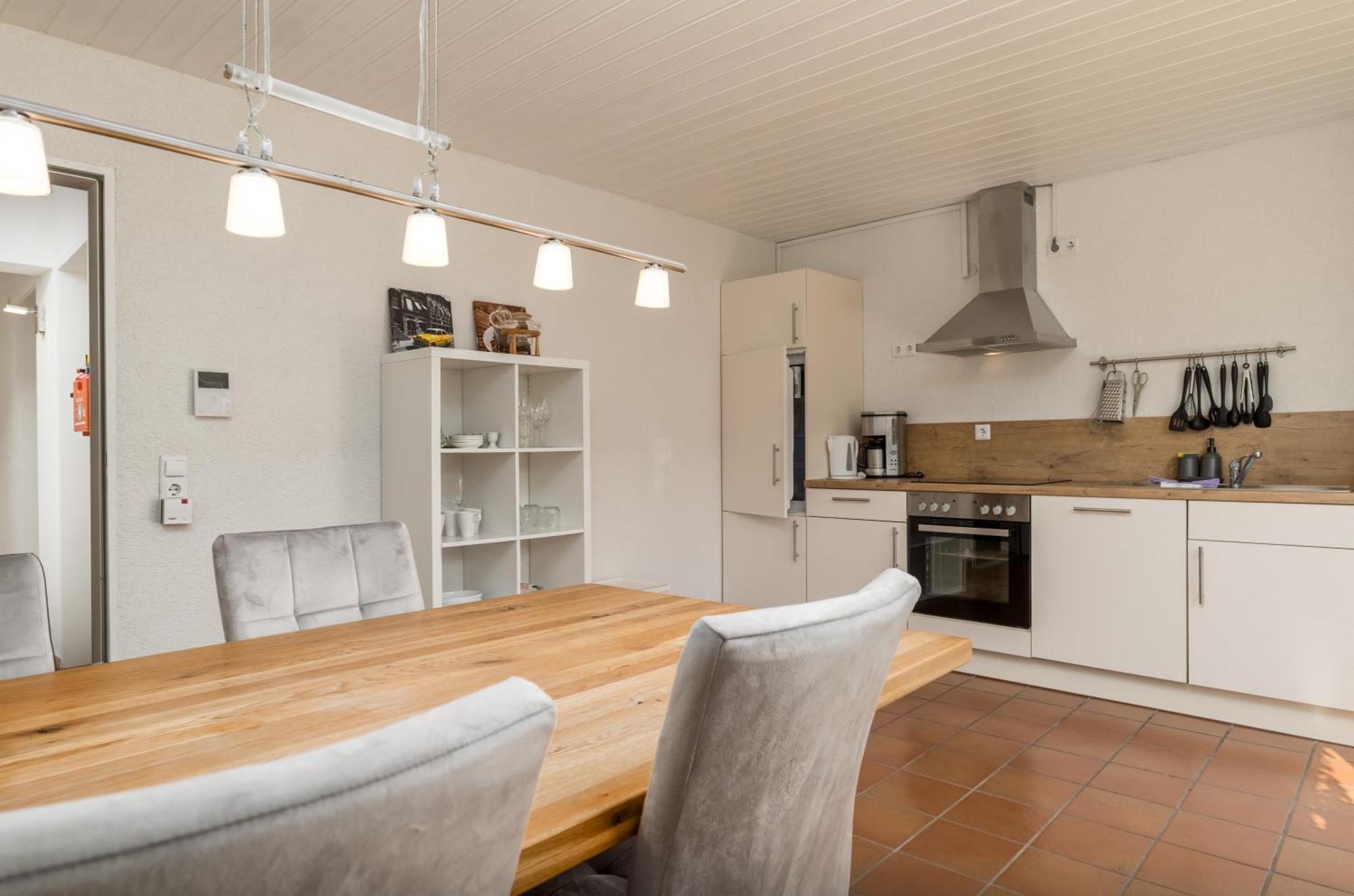 Riesling Appartement For 2 - 4 People - Billiards - Balcony With Mosel View - Parking - Wine Barrel Bar - Fully Equipped Kitchen - Netflix - Waiputv - 3 Km From Cochem 克洛滕 外观 照片
