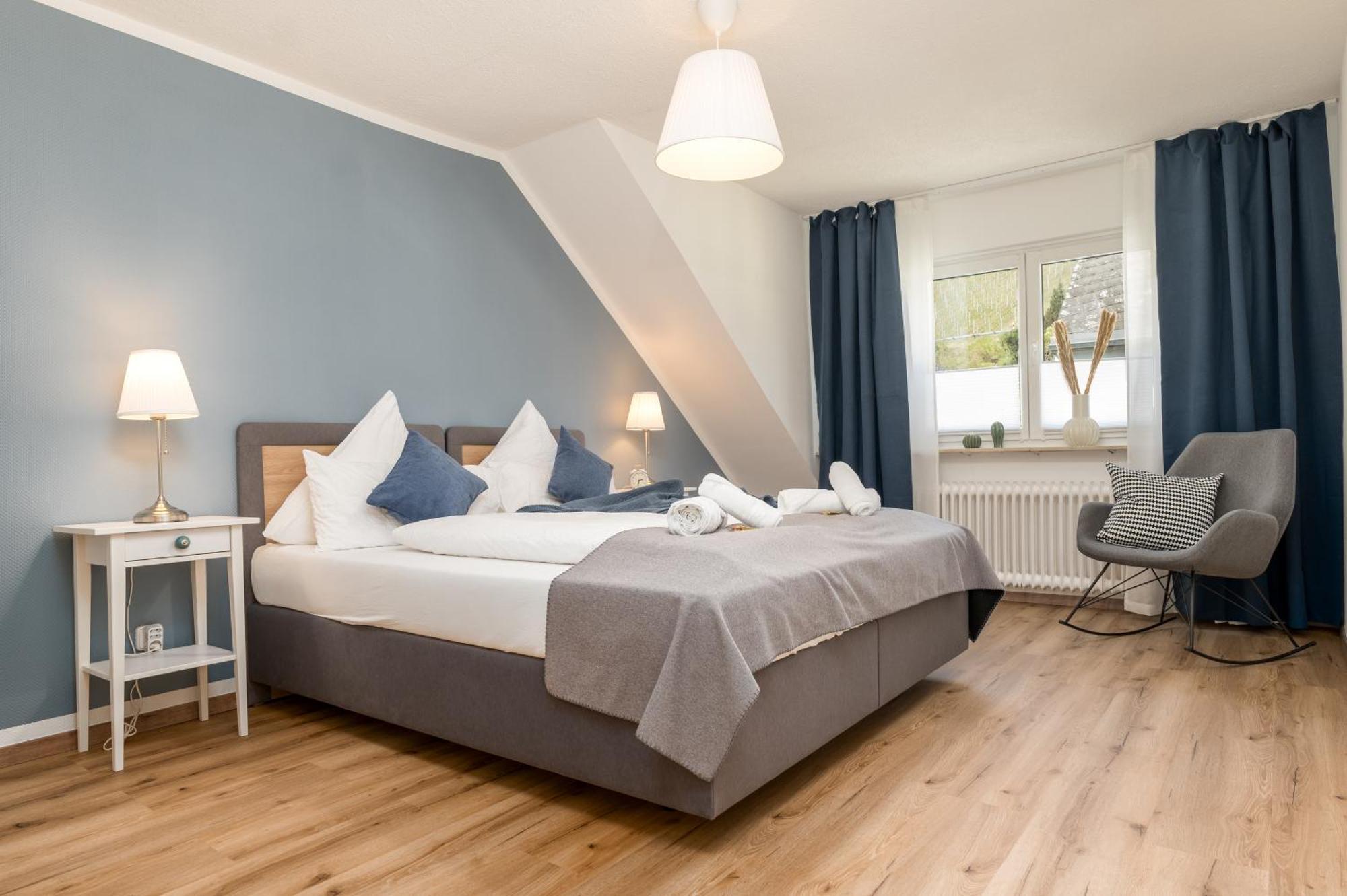 Riesling Appartement For 2 - 4 People - Billiards - Balcony With Mosel View - Parking - Wine Barrel Bar - Fully Equipped Kitchen - Netflix - Waiputv - 3 Km From Cochem 克洛滕 外观 照片